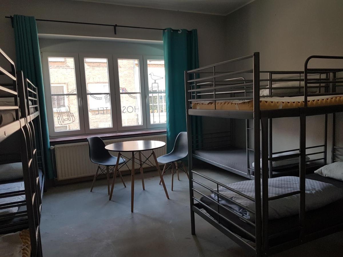 Sleeptide Hostel Husum  Exterior photo